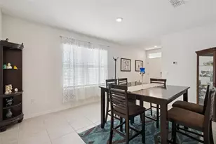 916 August Sky Dr, Deltona, FL 32738 - Photo 10