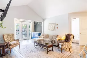 249 Afton Square, Altamonte Springs, FL 32714 - Photo 4