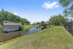 13932 Florigold Dr, Windermere, FL 34786 - Photo 44