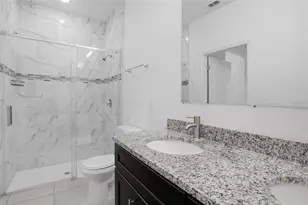 1010 Mayfair Pl, Kissimmee, FL 34758 - Photo 12