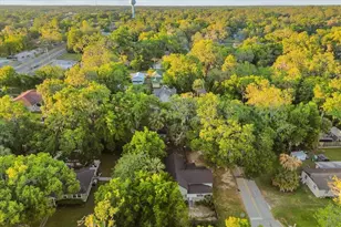 829 NE 3rd St, Ocala, FL 34470 - Photo 16