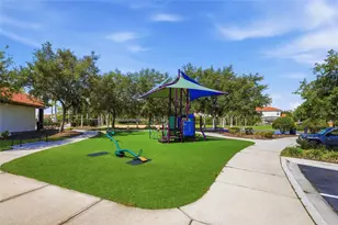 1120 Las Fuentes Dr, Kissimmee, FL 34746 - Photo 34