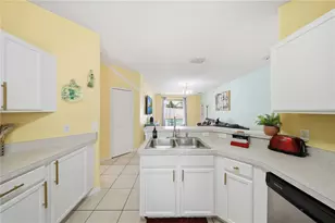 904 Knollwood Dr, Davenport, FL 33837 - Photo 10
