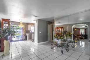 3226 Kelvington Dr, Orlando, FL 32810 - Photo 2