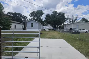 123 4th St, Orlando, FL 32824 - Photo 2