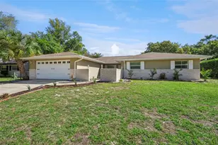 2032 Dumas Dr, Deltona, FL 32738 - Photo 4