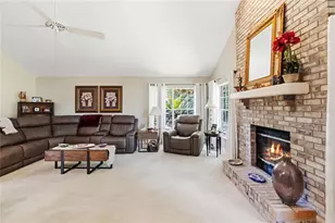 2043 Sawgrass Dr, Apopka, FL 32712 - Photo 6
