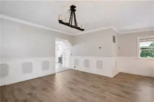 1048 N Grandview St, Mount Dora, FL 32757 - Photo 6