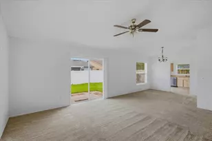 601 Oak Manor Cir, Orlando, FL 32825 - Photo 6