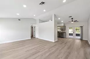 621 N Delmonte Ct, Poinciana, FL 34758 - Photo 6