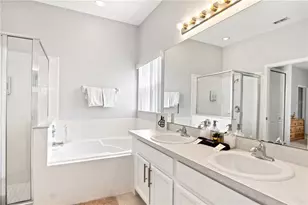 130 Mary Jo Ln, Davenport, FL 33897 - Photo 10