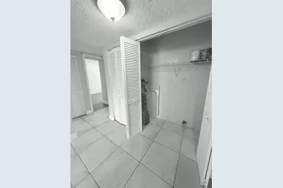 4767 S Texas Avenue #4767B, Orlando, FL 32839 - Photo 4