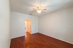 6457 Myrtlewood Dr, Lakeland, FL 33810 - Photo 4