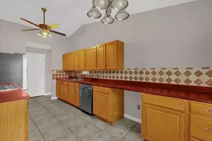 203 Larkspur Ct, Kissimmee, FL 34743 - Photo 6