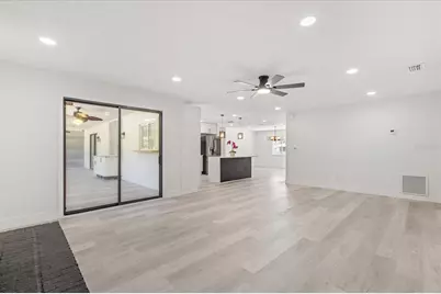 918 N Atmore Circle, Deltona, FL 32725 - Photo 16