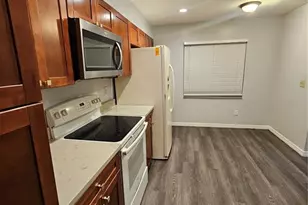 4414 Cluster Dr, Orlando, FL 32808 - Photo 4