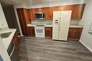 4414 Cluster Dr, Orlando, FL 32808 - Photo 2