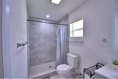 2405 Roslyn Lane #C, Lakeland, FL 33812 - Photo 16