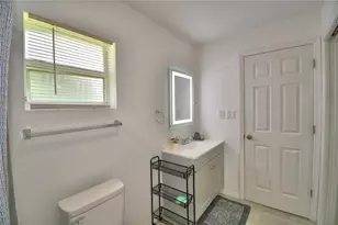 2405 Roslyn Ln, Lakeland, FL 33812 - Photo 18