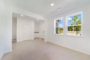 686 Lola Ln, Oviedo, FL 32765 - Photo 8