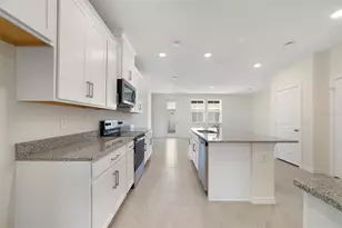 686 Lola Ln, Oviedo, FL 32765 - Photo 6