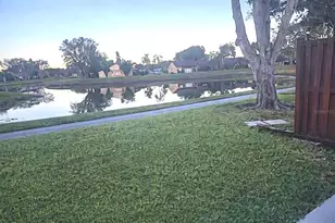 1030 Green Pine Blvd, West Palm Beach, FL 33409 - Photo 18