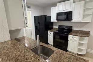 2130 Cascades Blvd, Kissimmee, FL 34741 - Photo 4