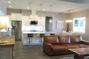 6990 Bentridge Dr, Lakeland, FL 33813 - Photo 6