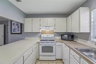1526 Tangelo Cir, Kissimmee, FL 34746 - Photo 12