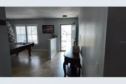 1042 Horseshoe Falls Drive, Orlando, FL 32828 - Photo 2