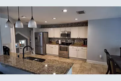 1042 Horseshoe Falls Drive, Orlando, FL 32828 - Photo 10
