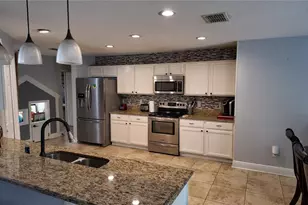 1042 Horseshoe Falls Dr, Orlando, FL 32828 - Photo 10