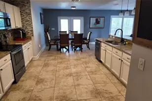 1042 Horseshoe Falls Dr, Orlando, FL 32828 - Photo 6