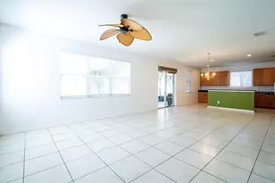 1412 Blackwater Pond Dr, Orlando, FL 32828 - Photo 4