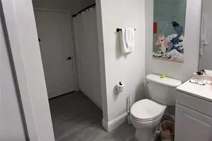 4833 Cypress Woods Dr, Orlando, FL 32811 - Photo 6