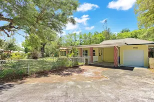 600 S Montgomery Ave, Deland, FL 32720 - Photo 2