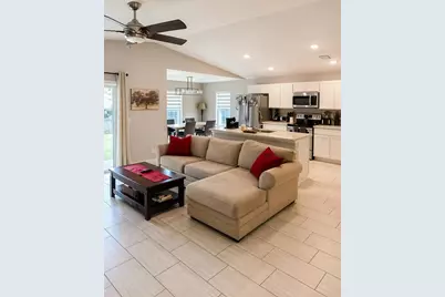 2123 NE 6th Avenue, Cape Coral, FL 33909 - Photo 8