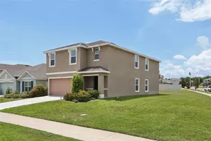 7530 Broad Pointe Dr, Zephyrhills, FL 33540 - Photo 2