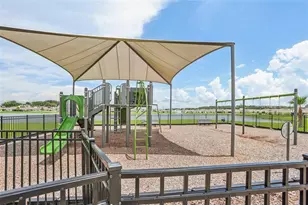 7530 Broad Pointe Dr, Zephyrhills, FL 33540 - Photo 40