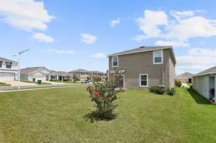 7530 Broad Pointe Dr, Zephyrhills, FL 33540 - Photo 38