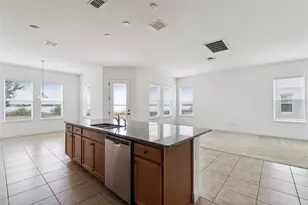 7530 Alpine Butterfly Ln, Orlando, FL 32819 - Photo 4