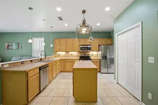 35937 Dawn Dr, Leesburg, FL 34788 - Photo 10