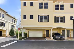 5202 Hampton Beach Pl, Tampa, FL 33609 - Photo 2