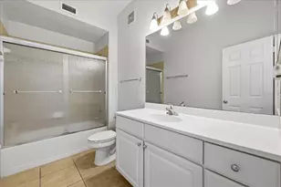 5202 Hampton Beach Pl, Tampa, FL 33609 - Photo 28