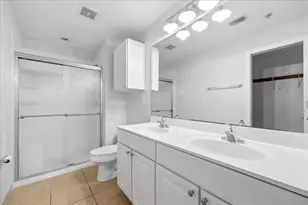 5202 Hampton Beach Pl, Tampa, FL 33609 - Photo 24