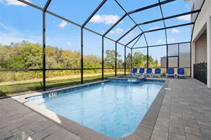 2021 Oak Creek Loop, Davenport, FL 33837 - Photo 4