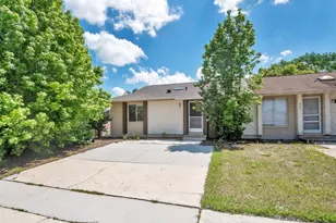 2827 Coral Reef Dr, Orlando, FL 32826 - Photo 22
