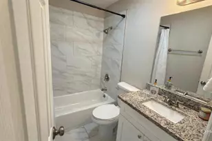 4226 Kelly Miller Ct, Orlando, FL 32811 - Photo 14