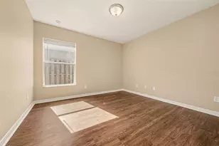 1110 Bluegrass Dr, Groveland, FL 34736 - Photo 8