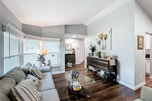 1092 W Riviera Blvd, Oviedo, FL 32765 - Photo 2